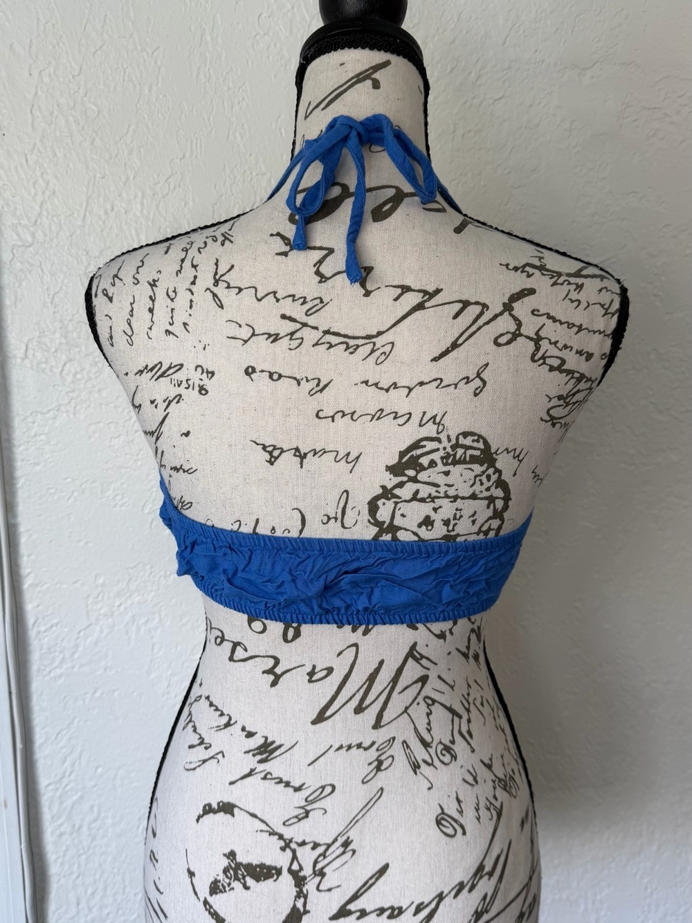 PrettyLittleThing Royal Blue Ruched Halter Top - Picture 4 of 9